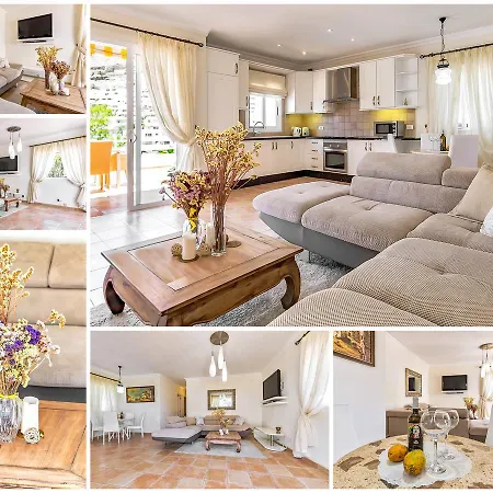 3 Bedroom Apartments, Los Gigantes *
