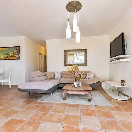 3 Bedroom Apartments, Los Gigantes Apartment *