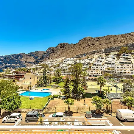 3 Bedroom Apartments, Los Gigantes Apartment
