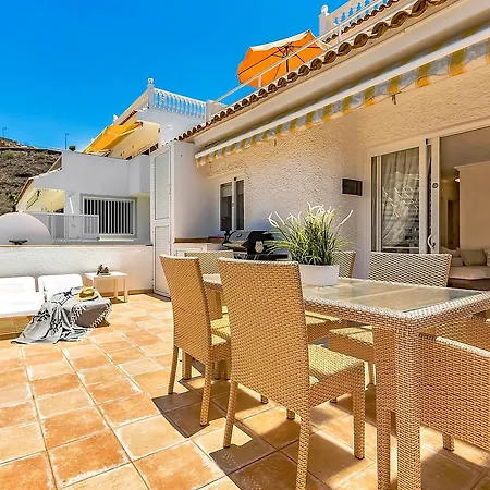 Apartmán 3 Bedroom Apartments, Los Gigantes Puerto de Santiago (Tenerife)